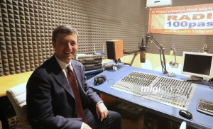 Il ministro Orlando nella sede di Radio 100 Passi