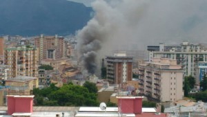 incendio-via-palagonia-palermo-1
