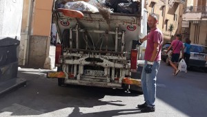 rifiuti-monreale1