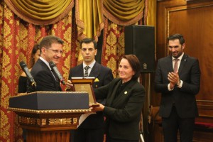 consegna-premio-sindaco-rosario-petta-kosovo-4