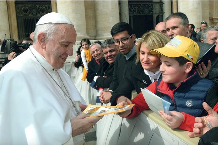 papa francesco delegazione bambini